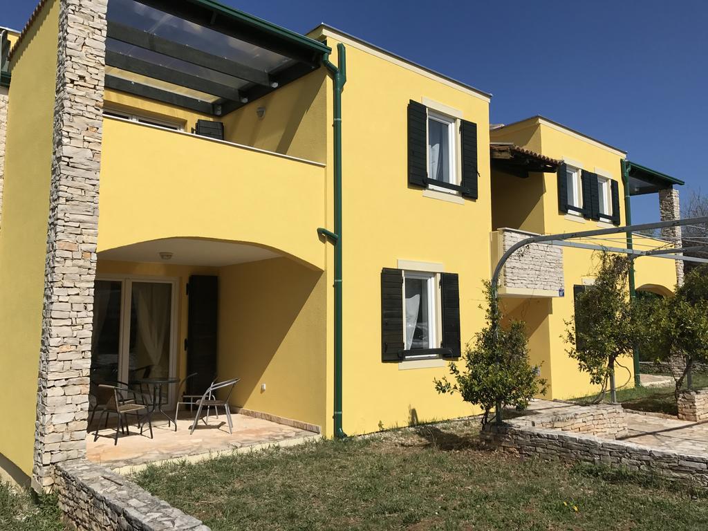 Apartmani Svjetionik Умаг Экстерьер фото