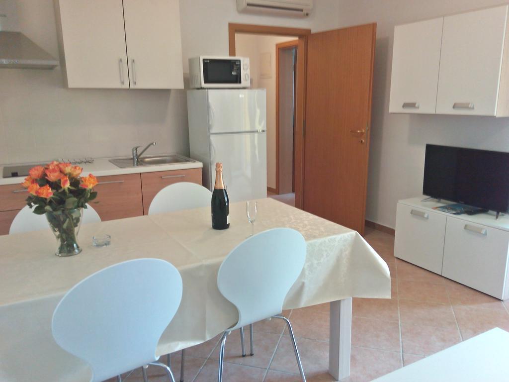 Apartmani Svjetionik Умаг Экстерьер фото