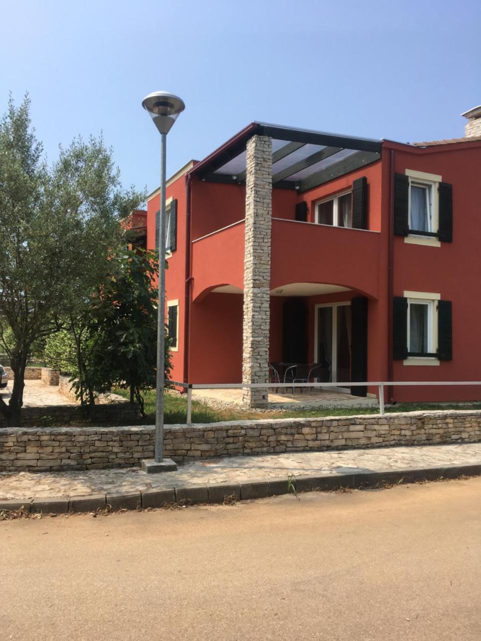 Apartmani Svjetionik Умаг Экстерьер фото