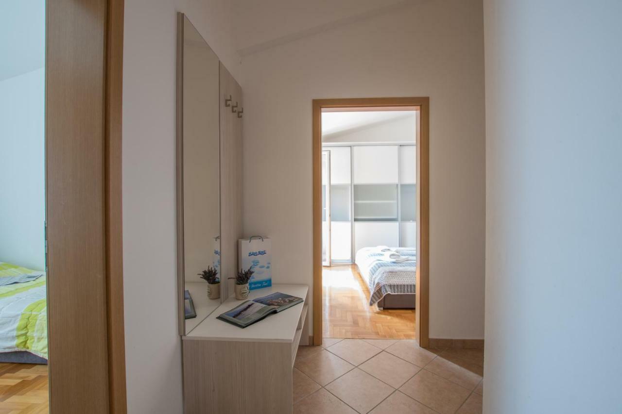 Apartmani Svjetionik Умаг Экстерьер фото