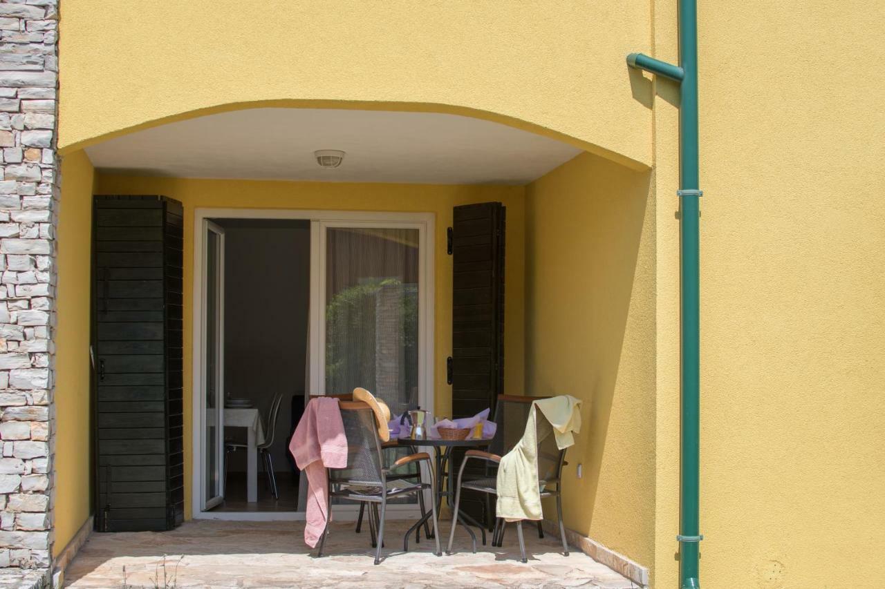 Apartmani Svjetionik Умаг Экстерьер фото